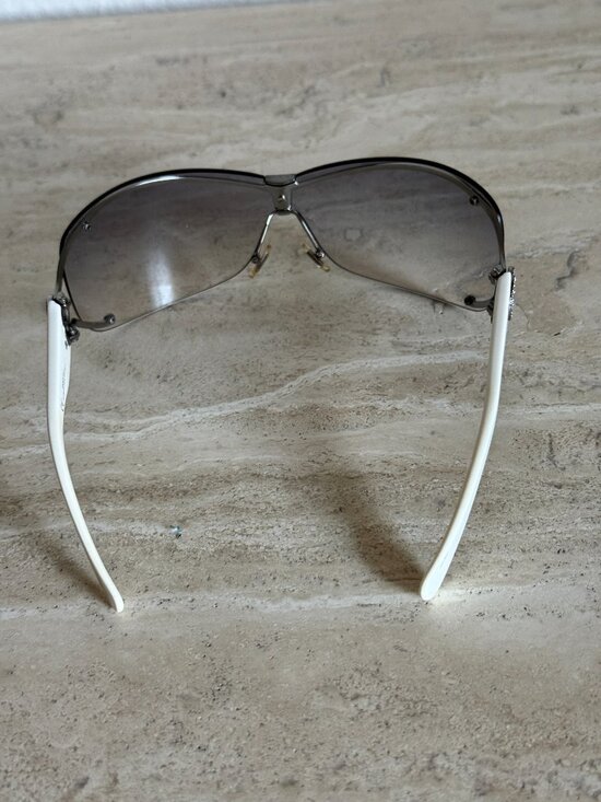 Authentic Y2K Gucci Crystal GG Logo Sunglasses Model 2807/S White Silver Ombre main image 9
